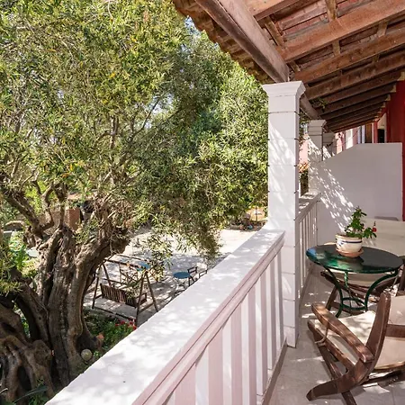 Διαμέρισμα Dopia's Garden Ανω Βασιλικος