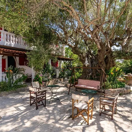 Dopia's Garden * Vasilikos (Zakynthos)